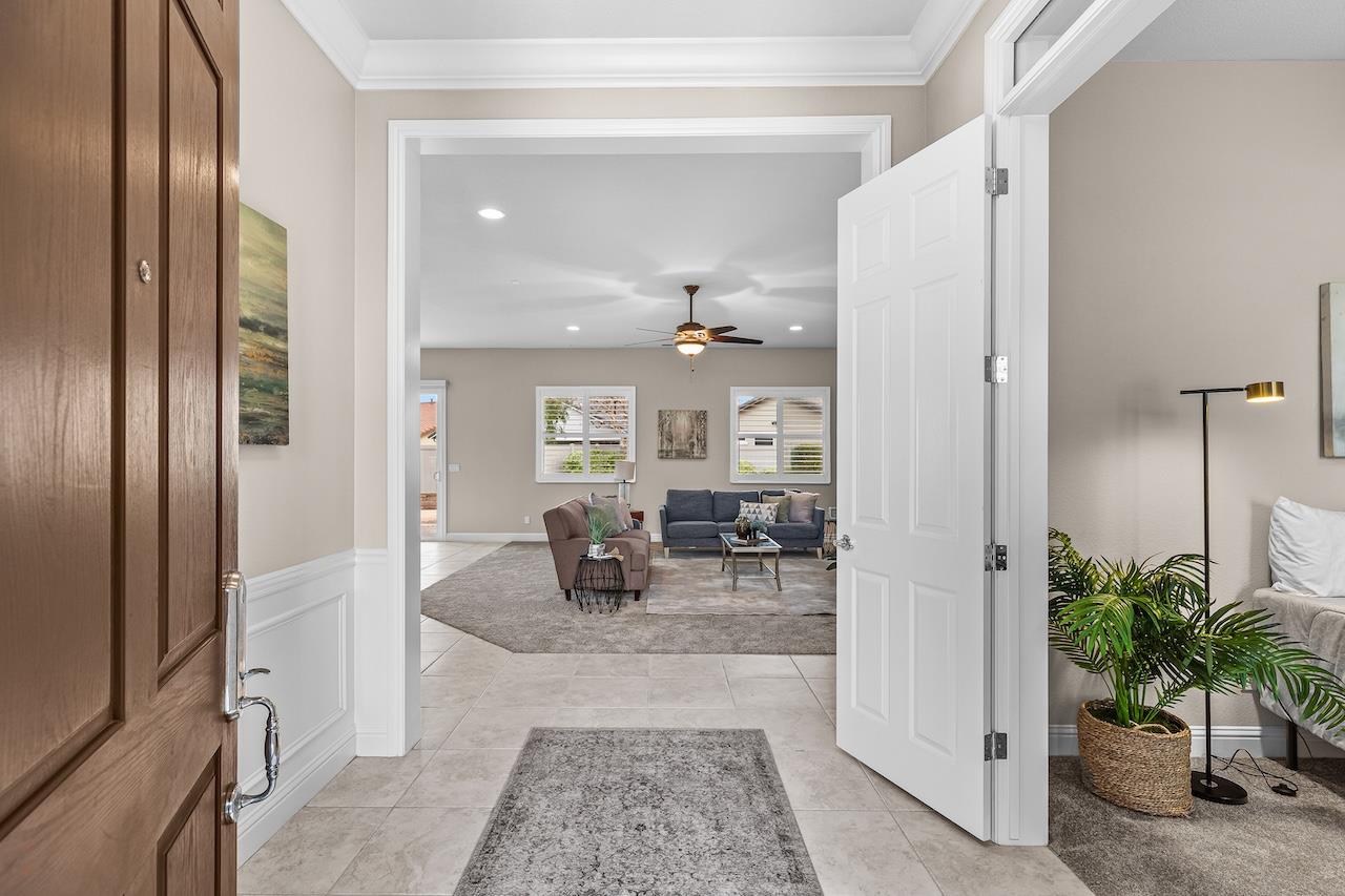 Large Pepper Tree 2498 Pepper Tree Lane — Jack Klemm | Klemm Real Estate